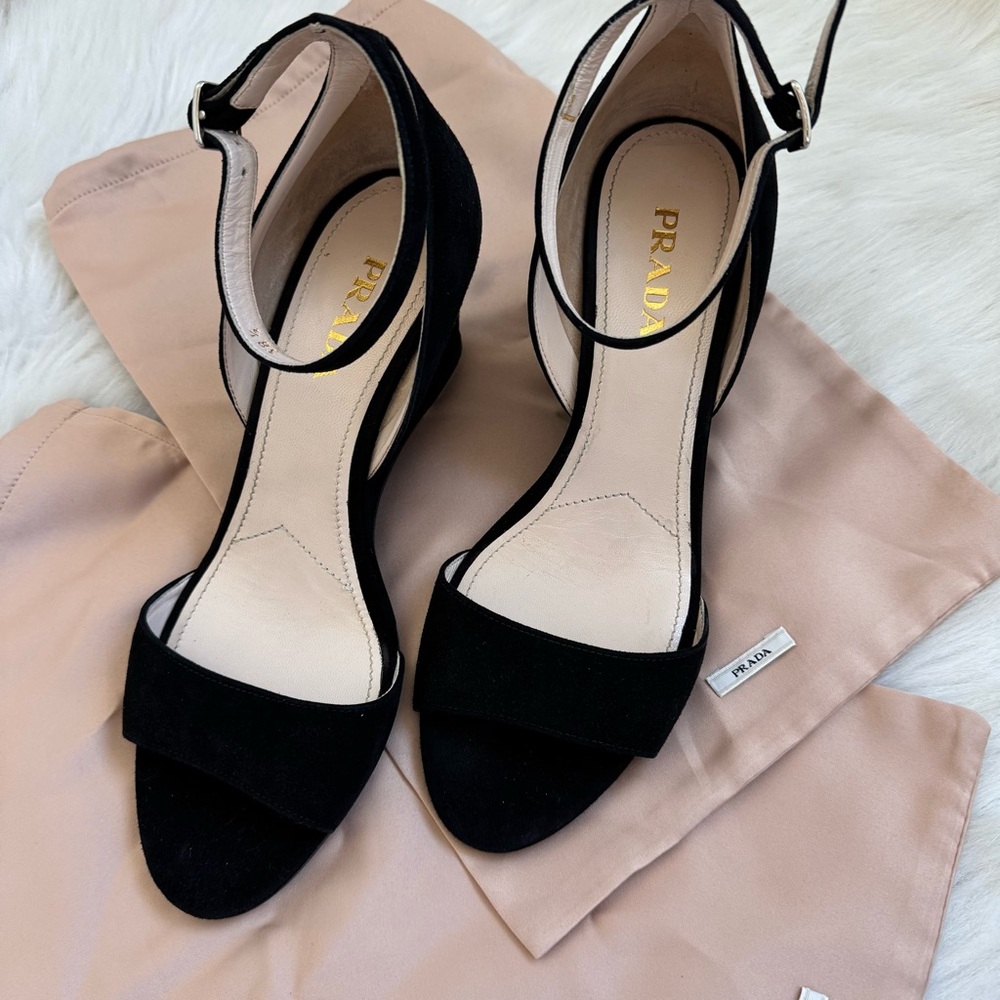 Brand new prada suede wedge black kitten heel sandals 38.5 - Picture 5 of 14